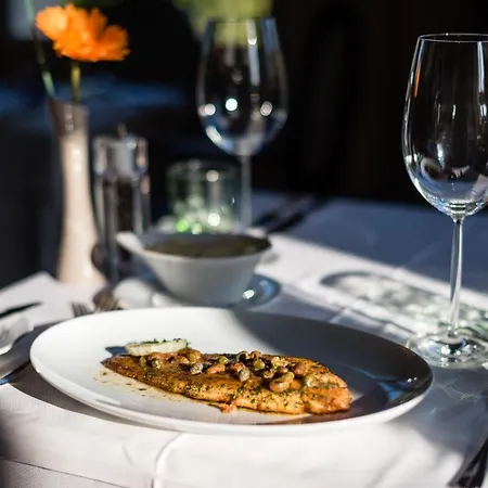 Grand Et Centre Thermal D'yverdon-les-bains Otel