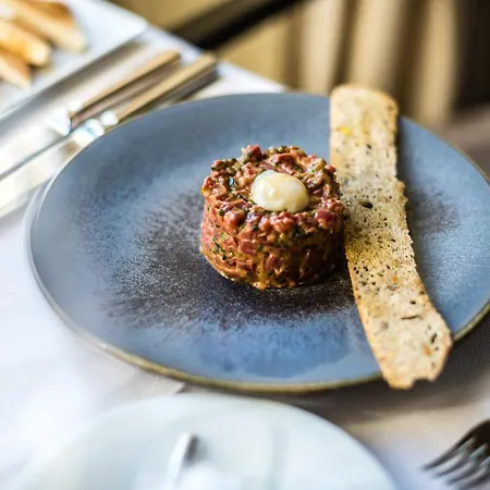 Hotel Et Centre Thermal D'yverdon-les-bains