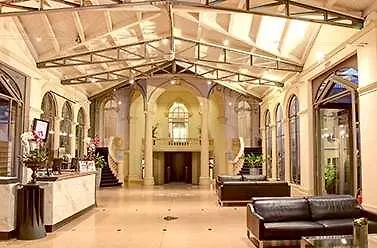 Grand Et Centre Thermal D'yverdon-les-bains