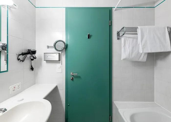 Grand Et Centre Thermal D'yverdon-les-bains Yverdon-les-Bains