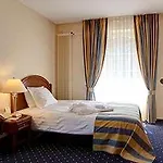 Grand Et Centre Thermal D'yverdon-les-bains Hotel