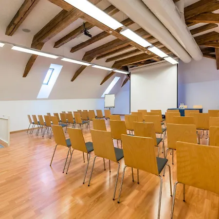 ホテル Grand Et Centre Thermal D'yverdon-les-bains 4*
